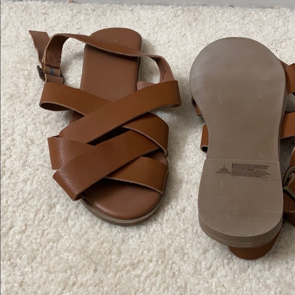 STRAPPY SANDALS - Picture 3 of 3